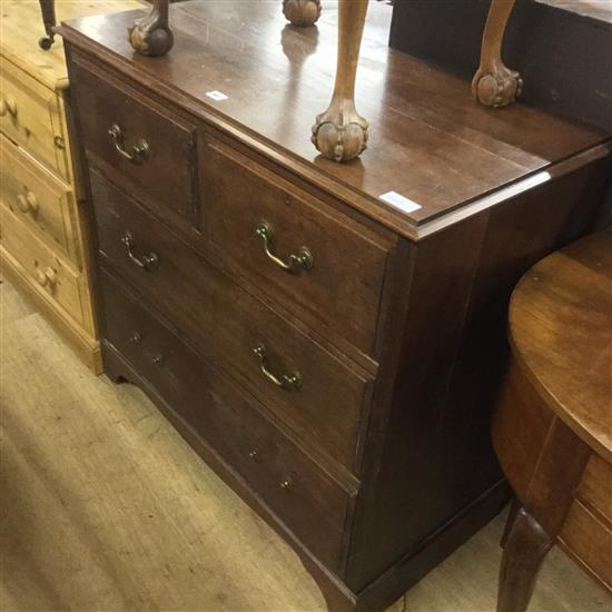 Mahogany chest of drawers